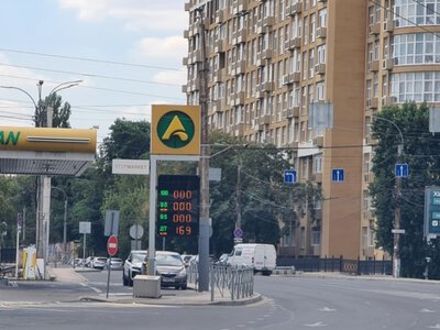 На крымских АЗС вновь исчез бензин
