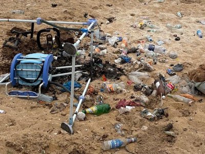  Жители села в Мангистау пожаловались на свалки возле домов 