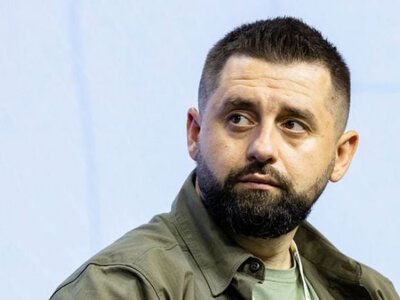 Не только директор парламента: какую роль играет Давид Арахамия в команде Владимира Зеленского