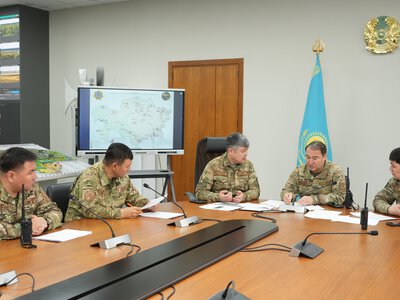 Спасатели МЧС продолжают ликвидацию природных пожаров в регионах