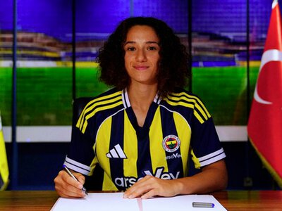 Millimizin iki oyunçusu “Beşiktaş”, biri də “Fənərbaxça” ilə müqavilə imzaladı