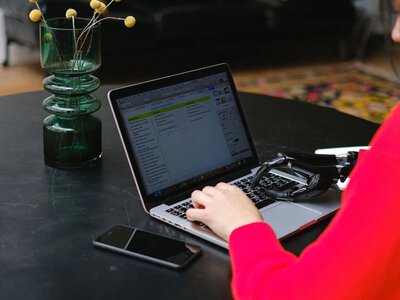 ИИ знает больше, чем кажется: как вы собственноручно отдаёте чат-ботам корпоративные секреты