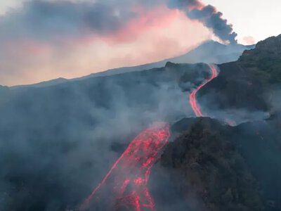 В Италии молния убила американского туриста на вулкане Этна