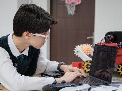  Сколько получат казахстанские школьники за победу на международной олимпиаде 