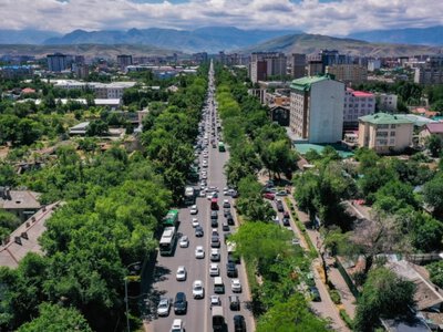 МВД ограничит движение в Бишкеке и Иссык-Кульской области из-за ШОС и ВИК: ранее власти призывали горожан уехать на озеро
