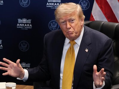 Трампу пора отказаться от переговоров и помочь Украине победить, — The Telegraph