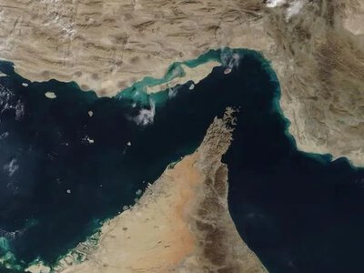 Британское судно атаковано у Ормузского пролива, есть раненый - UKMTO
