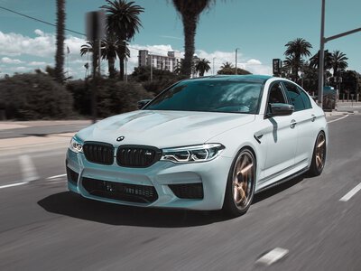 Футболіст зняв на відео BMW X3 M на швидкості 307 км/год і отримав чотири роки в’язниці