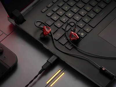 Edifier представила навушники Hecate Hunter S с THX 7.1.4 и Hi-Res Audio