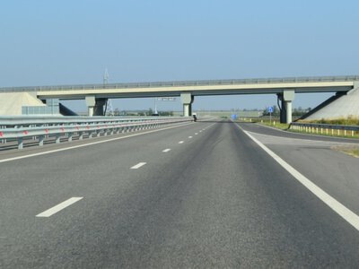В Севастополе из-за упавших БПЛА перекрыт ряд трасс