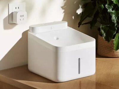 Xiaomi представила умную поилку для питомцев с УФ-стерилизацией и автономностью до 90 дней