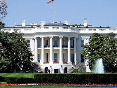 Государственный долг США превысил $40 триллионов: каковы последствия для экономики