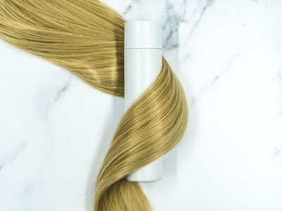 Gloss чи glaze для волосся: у чому різниця і який ефект дають домашні засоби
