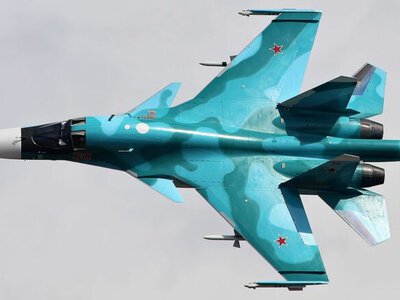 Удар по российскому аэродрому Ахтубинск: спутниковые снимки показали поврежденный Су-34