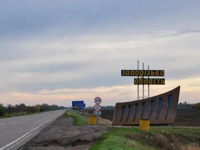 В Запорожской области россияне атаковали дроном автомобиль с гуманитарной помощью