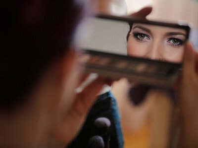 Любовь к своей коже: что стоит знать в День без косметики