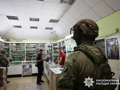 Контрафакт на 15 млн гривен: в Николаеве разоблачили организованную группу (фото)