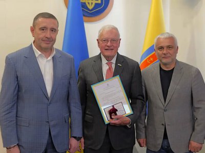 Американцы увидели последствия ударов РФ по Одессе: Келлог посетил порт