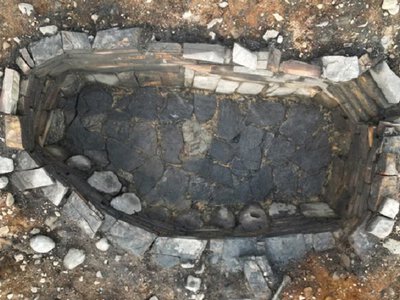 Археологи обнаружили человеческие останки на дне 2000-летнего колодца в Шотландии