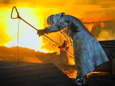Запорожсталь заявила о длительной остановке и проблемах из-за блокады портов