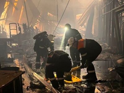 Кривой Рог приходит в себя после удара РФ: под завалами ищут троих человек, среди них ребенок