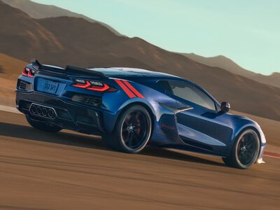 Chevrolet почав випуск 721-сильного Corvette Grand Sport X: гібрид замінив E-Ray