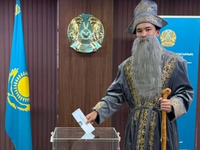 МИД: 228 казахстанцев проголосовали на участках за рубежом