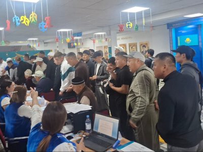  Поток избирателей растёт по всему Казахстану 