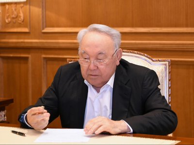  Нурсултан Назарбаев проголосовал на выборах депутатов Курултая 