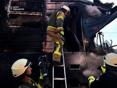 На Одесщине дрон попал в локомотив пассажирского поезда во время эвакуации пассажиров