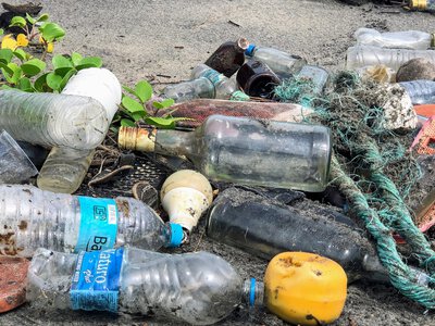 Мікропластику у воді може бути в сотні разів більше, ніж показували старі вимірювання