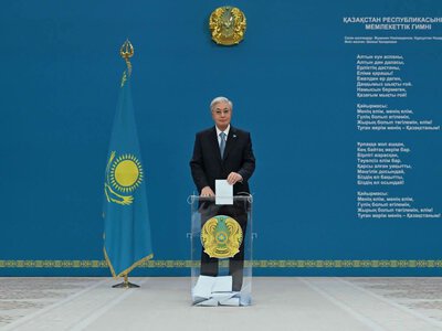 Глава государства проголосовал на выборах депутатов Курултая Республики Казахстан