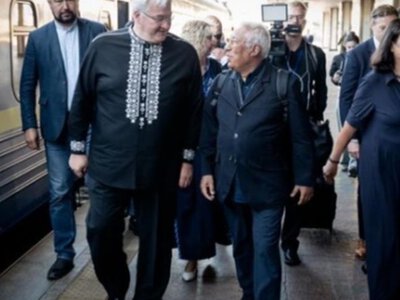 В Киев прибыли иностранные политики