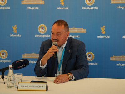  Казахстан обеспечил постоянное информирование граждан о ходе выборов — международный наблюдатель из России 