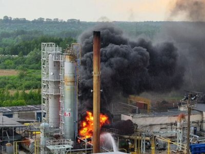 Пермский НПЗ в России полностью остановил работу после атаки украинского дрона