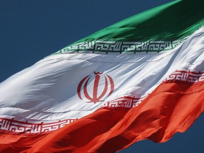 Из-за морской блокады США в Иране возник дефицит бензина и очереди на АЗС