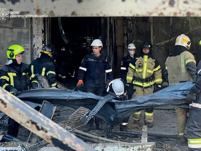 Удар по ТЦ в Кривом Роге: спасательные работы завершены, к ним привлекали спасателей из 8 областей (фото)