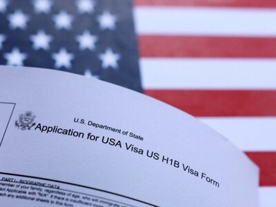 США приостановили рассмотрение заявлений на иммиграционные визы по всему миру