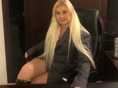 Это было по-настоящему жарко: Камалия заинтриговала кадрами нового клипа