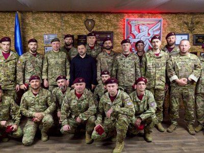 Зеленский встретился с бойцами 80-й ОДШБр, выполняющими задачи на Александровском направлении