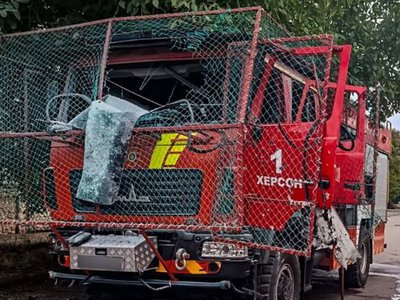 Россияне обстреляли автомобиль шахтеров в Днепропетровской области, а в Херсоне вновь обстреляли пожарных