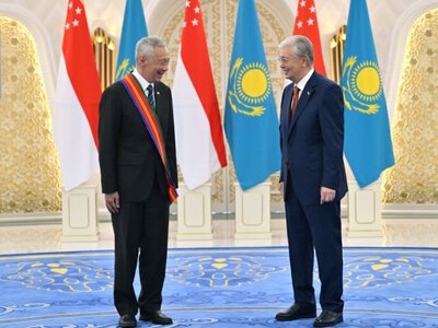  Токаев наградил Ли Сянь Луна орденом «Достық» I степени 