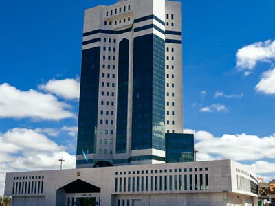  Новые налоги, ИИ и 13 трлн тенге на инфраструктуру: что меняется в Казахстане 
