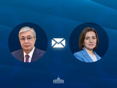  Глава государства поздравил Президента Молдовы с 35-й годовщиной Независимости 