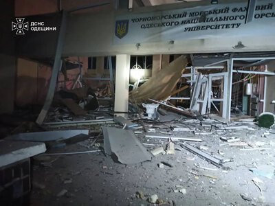 Зеленский: рф нанесла удары по 9 областям, на предприятиях в Чубинском ликвидируют пожары
