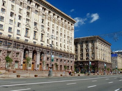 В Киеве изменят движение пешеходов возле Бессарабской площади: подземные переходы продублируют наземными