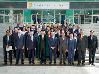 Старший министр Сингапура Ли Сянь Лун рассказал об опыте экономического развития страны