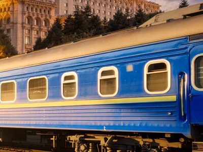 Поезда Укрзализныци задерживаются более 17 часов из-за обстрелов РФ: что делать пассажирам