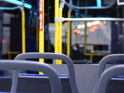  «Душил девушку в автобусе»: пожилого мужчину арестовали на 10 суток в Алматы 