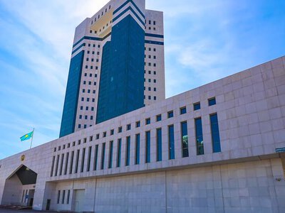 Повышение эффективности и оптимизация расходов: в ОСМС предотвращены необоснованные выплаты на 4 млрд теңге, в финансировании частных школ сэкономлено 8 млрд теңге